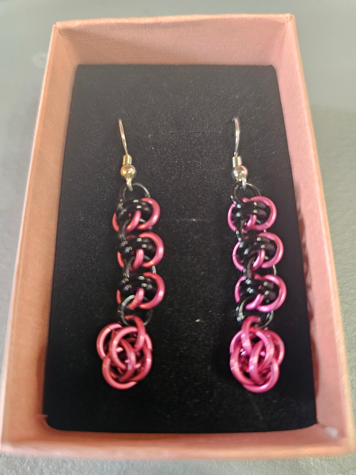 Sweet Pea Drop Byzantine Earrings – Handcrafted Chainmaille Elegance